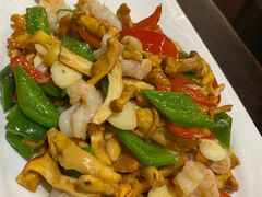 -蔼若春.传承三十年云南菜(金碧公园店)