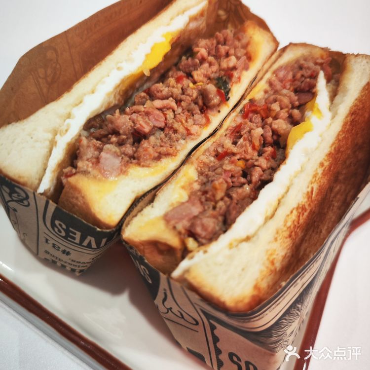 不知道吃什么 就来个铁板三明治🥪吧