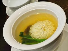 上汤炖菊花-萬國春·中菜馆(颐和公馆店)