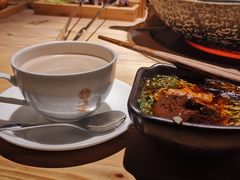 -湊湊火锅·茶憩(杭州湖滨银泰in77店)