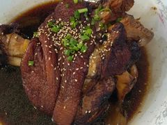 招牌黑皮肘子-老码头黑皮肘子锅包肉(文政街店)