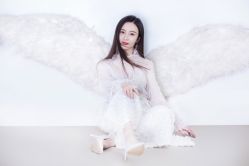 -onlygirl摄影美学馆高端定制(江滩店)