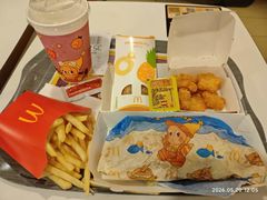 -麦当劳(龙洞店)