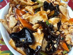 -何适山庄 ·可团建(水长城P2停车场店)