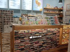 -猫的天空之城概念书店(杭州南宋御街店)