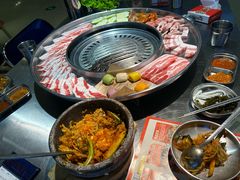 -哈哈碳都·牛肋条无限自助烤肉(宝龙店)