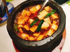 石锅沃豆腐-桂满陇-十里风荷(合生汇店)