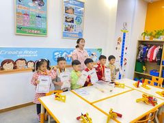 -艾克瑞特机器人教育(金狮校区)