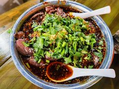 -小杨翘脚牛肉
