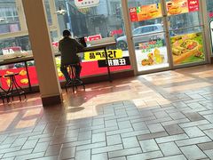 -肯德基(洛川店)