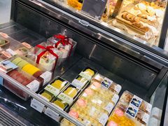 -blt精品超市(杭州城西银泰店)