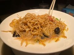 -吴越荣记苏州菜·松鼠桂鱼 100% 活鱼现做(月光码头店)