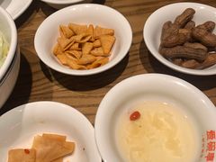 -爱碗亭·鲜炒湖南菜(壹城中心店)