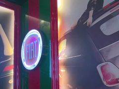 -UK派对KTV(日月广场店)