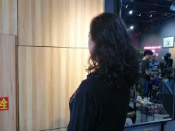 -MOVAN  HAIR莫凡匠人发型屋