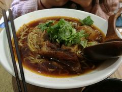 半斤半肉拉面-厝内小眷村(天河南一路店)