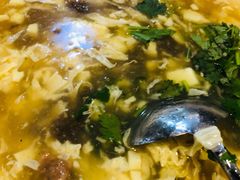 西湖牛肉羹-新洞口小吃(三元二路店)