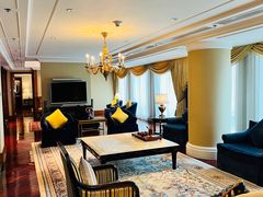 -广州富力丽思卡尔顿酒店