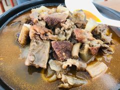 萝卜牛腩牛杂煲-桥雪牛杂专门店(关边路店)