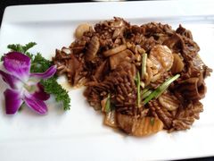 爆炒腰花-闫府私房菜·百年鲁菜(恒隆店)