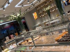 面包甜点陈列柜-好利来(SM空港店)