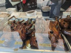 -王浩儿纪六孃甜皮鸭(乐山总店)