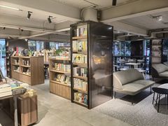 -新华书店(市民中心店)