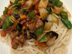 -汗腾格里·风味餐厅(新疆驻京办店)
