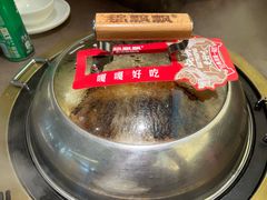 -锅飘飘·东北铁锅炖(雨花客厅店)