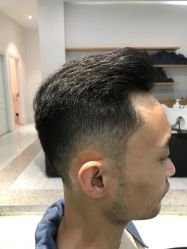 -MARTIN'S BARBER SHOP男士理发馆
