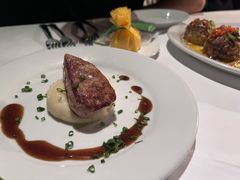 香煎鹅肝-茹丝葵经典牛排馆(上海外滩店)