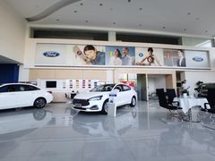 -青岛六和汽车4S店·江铃福特
