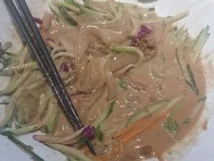-关东小磨东北菜(上海长风大悦城店)
