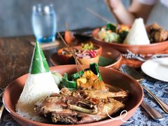 -Pundi Pundi Restaurant