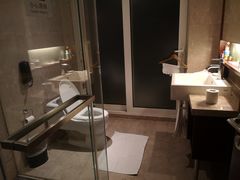 -上海徐汇瑞峰酒店