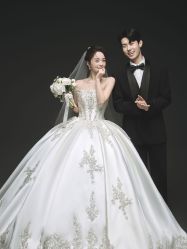 -第一夫人婚纱摄影(南京店)