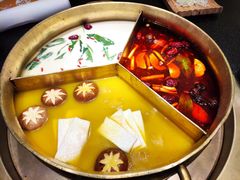 黄金奔驰锅-湊湊火锅·茶憩(打浦桥日月光店)