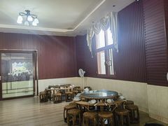 -岩保农家乐
