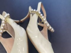 -爱革·洗衣改衣·洗鞋修鞋·洗包修包·奢侈品护理(宝地广场店)