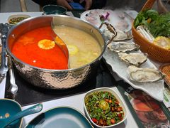 -椰子湾·海南火锅·糟粕醋·椰子鸡(正大广场店)