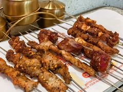 -小董哥烤串·爆汁大油边(故宫店)