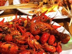 每桌必备小龙虾-禾斗海鲜自助(城阳宝龙店)