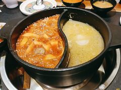 -沸炉重庆老火锅(军事博物馆店)