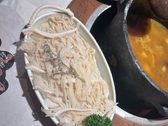 -芸山季·云南山珍菌火锅(人民广场来福士店)