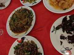 -长城东北菜(新港西路店)