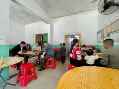 -灵山卢梅燕粉店