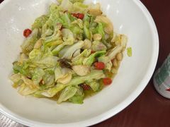 -湖南人家湘菜馆(镇江路店)