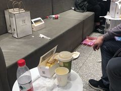 -奈雪的茶(湖滨银泰in77C区PRO店)