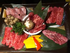 -炼火烤肉店