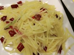 -春天里·老街坊餐厅(港隆广场店)